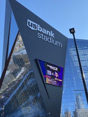 US Bank Stadium Station