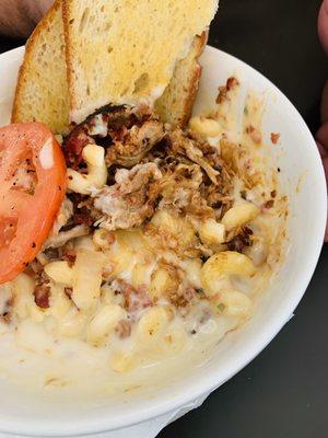 Smokehouse mac & cheese bowl
