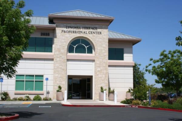 Jafar Afkham, DDS - Davis Smile Center