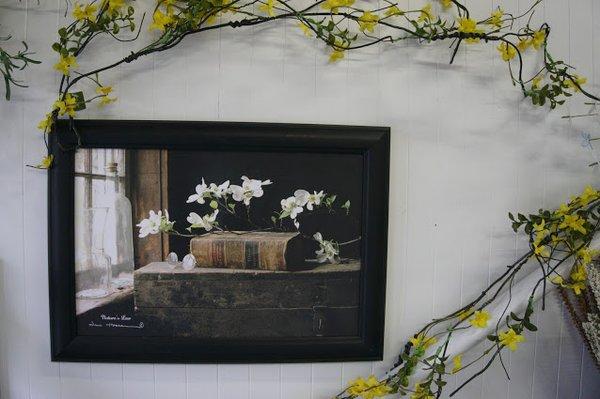 Primitive Frames by artists like Billy Jacobs and Irvin Hoover.