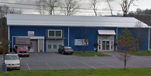 Outside of Wags Pet Center