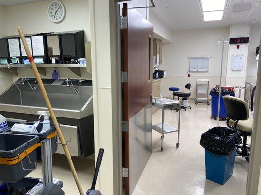 CR Cleaning Superior