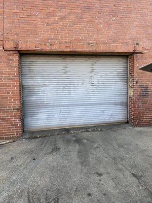 Peas and Slider's Automotive and Body Repair Shop