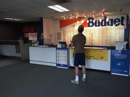 Been waiting for 15 minutes... Still waiting...