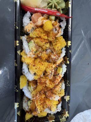 salmon mango sushi roll.