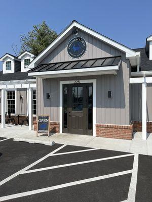 Entrance to Chesapeake Chefs Market