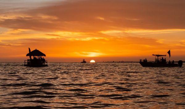 Everyone wants to see theses sunsets!