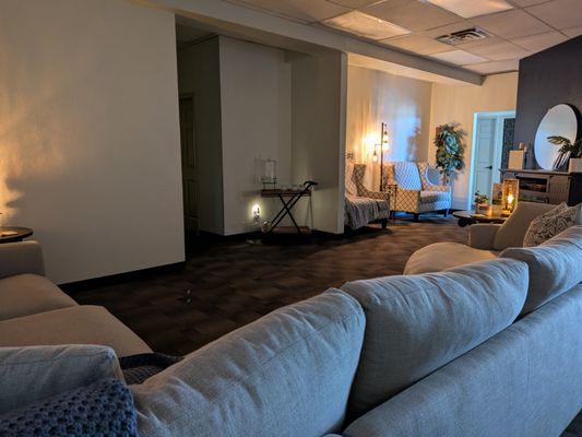 Relaxation Room at Cedar Magnolia Day Spa