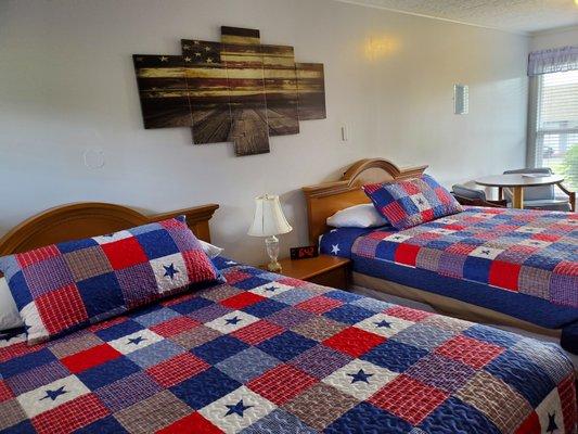 Room 57 2Q RWB Stars and Stripes