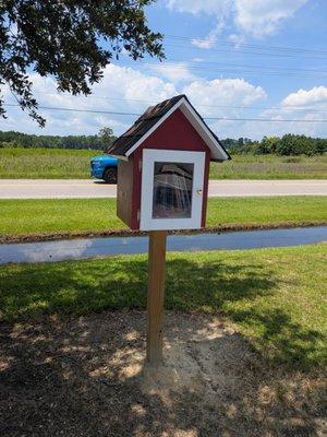 Community Book Box, 121 Shawboro Rd, Moyock