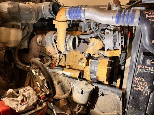 Semi truck repair shops