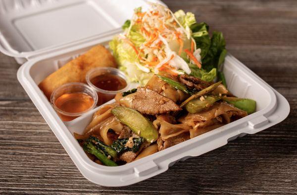 Lunch special pad se ew.