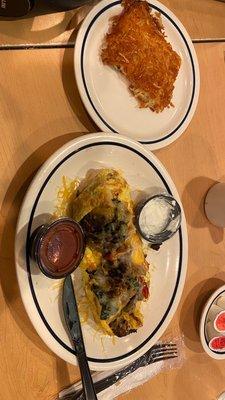Poblano Omelette with a side of hashbrowns