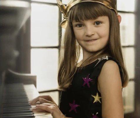 Music lessons in St. Joseph, MO - Guitar, piano, voice, singing, ukulele, violin, cello, strings, early childhood and more!