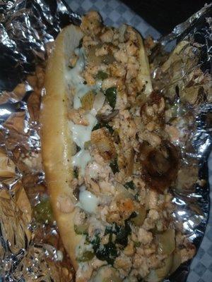 Realllllyyyy GOOD FOOD !!! Can't get it nowhere in the city that time of night!!! Make sure you get some food