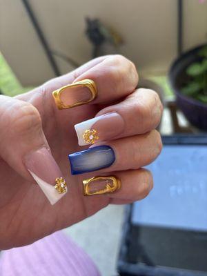 I love his work effort and the time he dedicated to this style! (just don't take your hand out before the light beeps!) Jason.