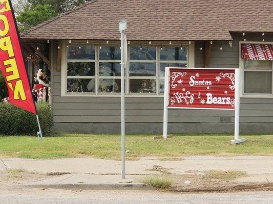 Sant's Bears & Hares