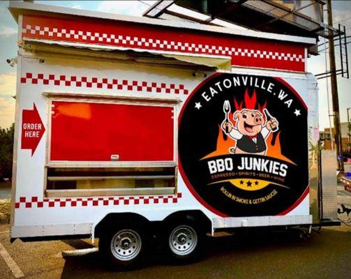 BBQ Junkies is a food trailer that travels around Pierce county