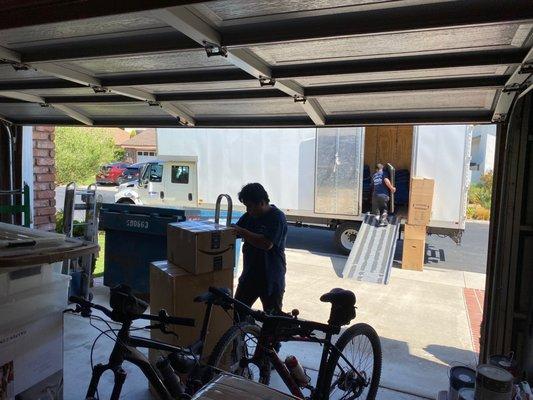 Anthony's Moving Service