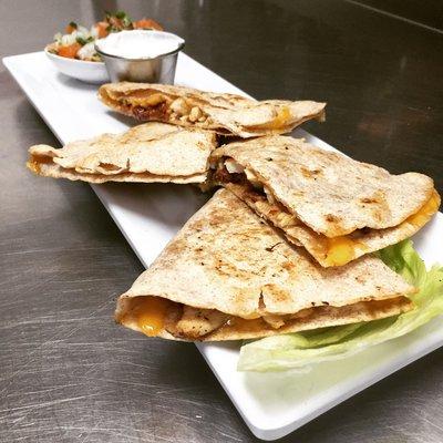 CHICKEN & BACON QUESADILLA