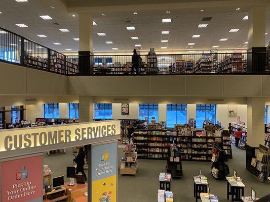 Barnes & Noble