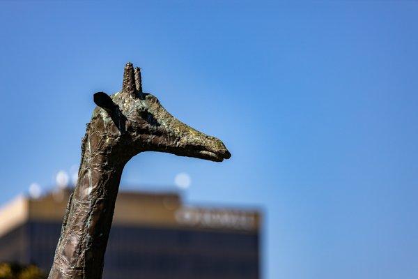 Leon The Giraffe Statue