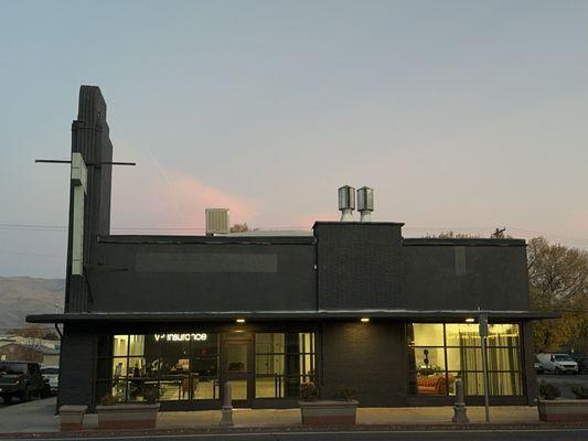 Vp Custom Insurance Building