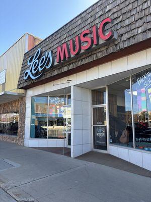 Lee's Music