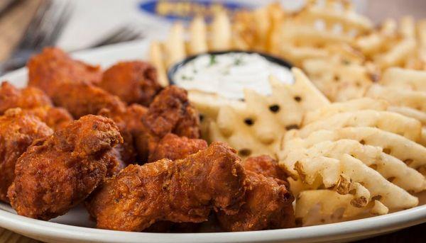 Pluckers Wing Bar - Northstar