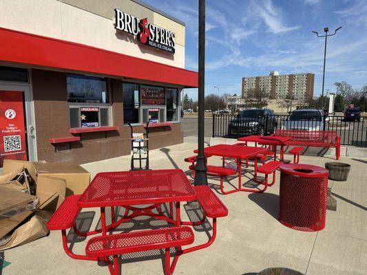 Bruster's Real Ice Cream