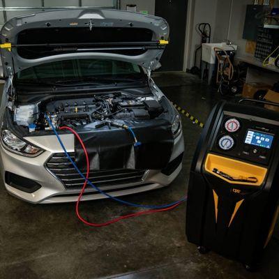 Top of the line ac service machine