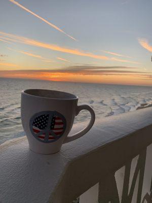 Van Lee Condominiums