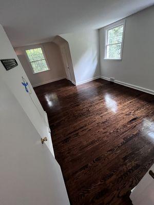 LR Hardwood Floors