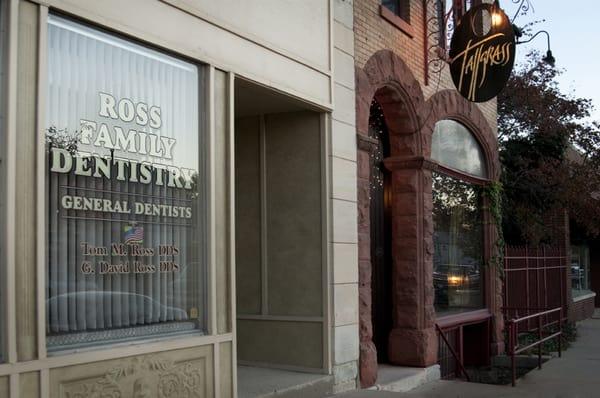 Welcome to Tom M. Ross DDS's office for your dental needs.