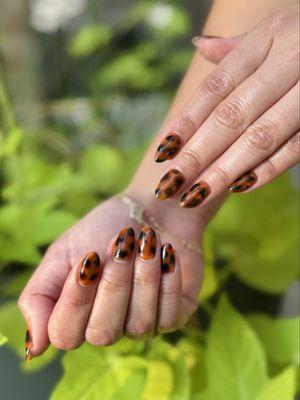 Builders gel in a bottle with tortoise shells nail arts