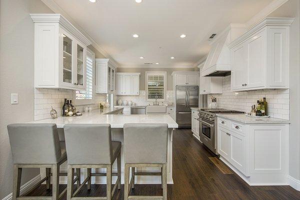 Donna Hinds- Coldwell Banker