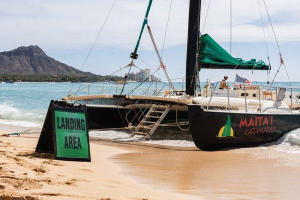All sails are barefoot boarding - passengers may get splashed while boarding or sailing, so you may want to bring a towel.