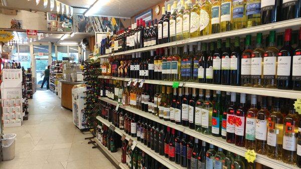 Andrew Square Liquors