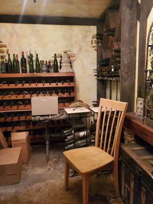 Eagle Creek Wine Cellar