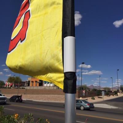 Bottom clip. Order some of these. Inexpensive.