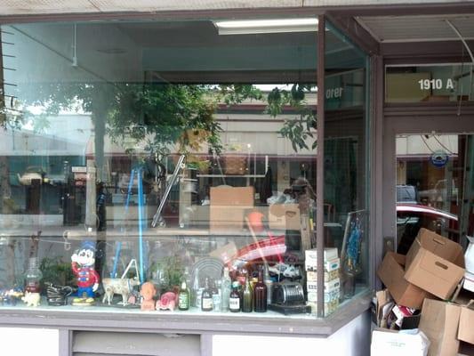 Dekunsams Second Street Coffee Shop