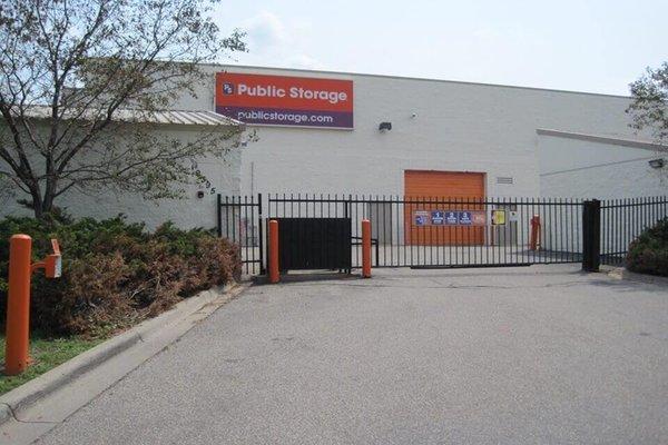 Public Storage