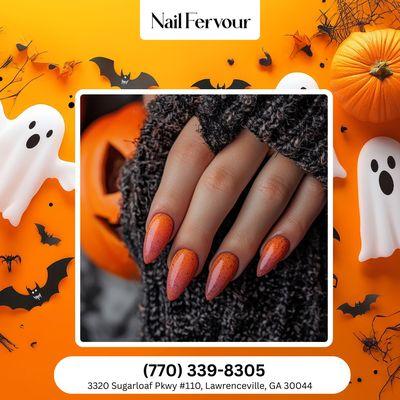 Minimal nails, major Halloween mood. Subtle, sleek, and ready for pumpkin spice everything. Schedule today!