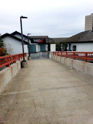 Third level entrance for upper suites B & C