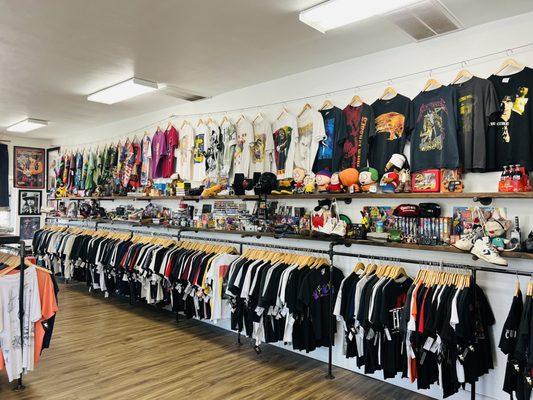Inside of Wang's Vintage