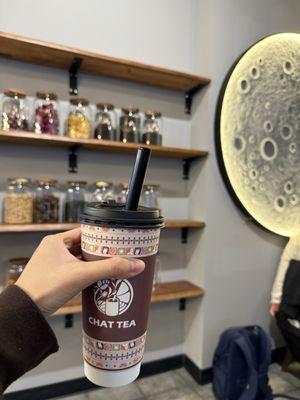 Jasmine milk tea (iced)