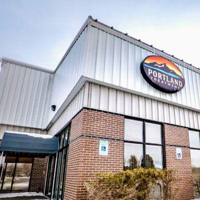 PHP and IOP in ME | Drug and Alcohol Rehab in Maine | conveniently located off Interstate 95. Private, spacious drug and alcohol treatment.