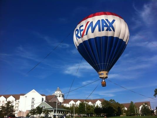 REMAX Wayne