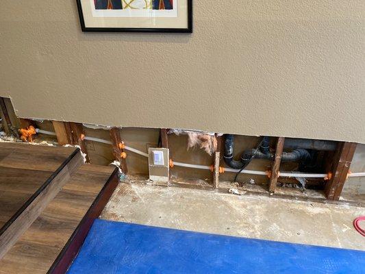 New pipe in the wall