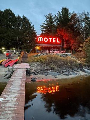 MOTEL LONG LAKE & COTTAGES